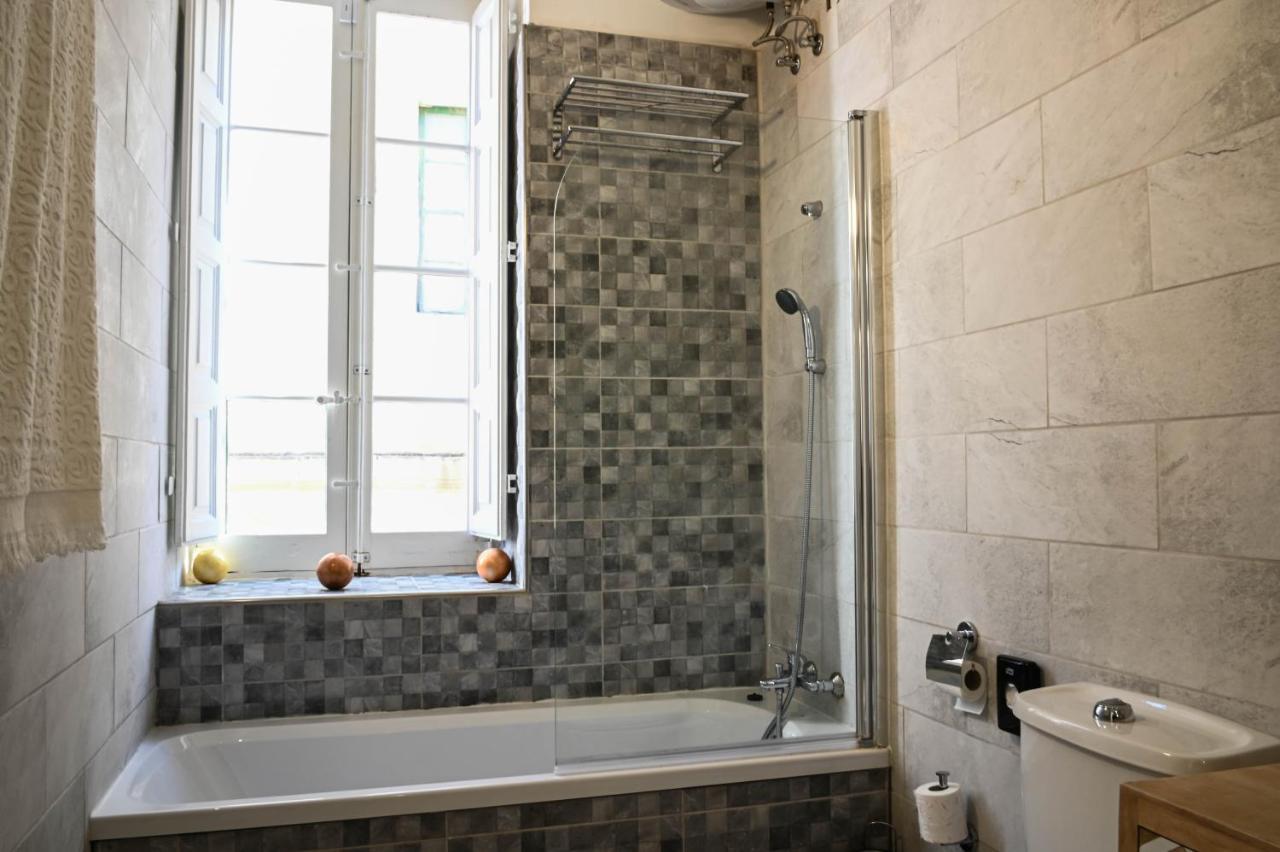 דירות Bebirgu Palazzino Luxury 2 Jacuzzi To Share מראה חיצוני תמונה